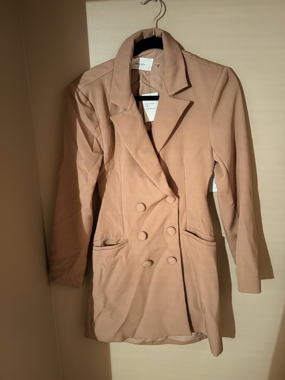 Double-Breasted Blazer Jacket in Camel
